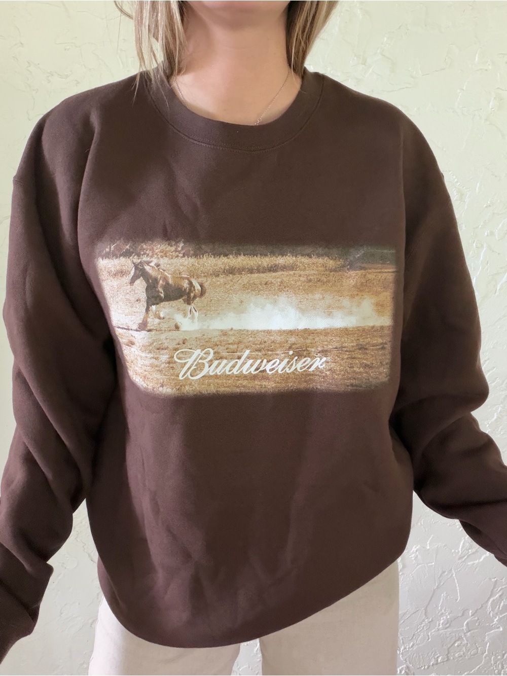 Budweiser Brown Crewneck Sweatshirt with Scenic Graphic